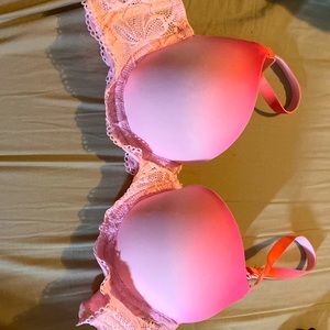 No Boundaries bra pink with lace size 36A new never worn